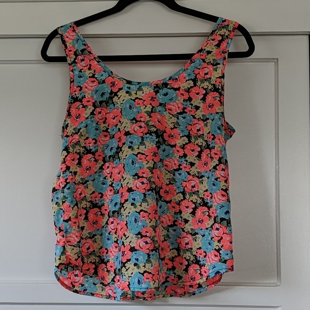 Bright Flower Tank